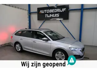 Skoda Octavia Combi 1.0 e-TSI Ambition - N.A.P. Airco, Navi, Trekhaak, PDC