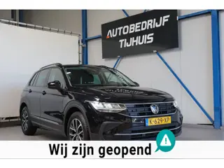 Volkswagen Tiguan 1.5 TSI Life - N.A.P. Airco, Cruise, Navi, PDC, Carplay, Trekhaak.