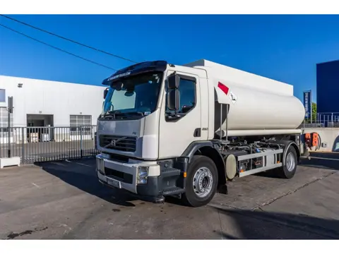 Volvo FE 260 +ALU CACIDEP 13.500L+4COMP (bj 2014)