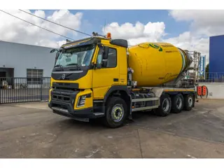 Volvo FM 370 - LIEBHERR 10m3 (bj 2014, automaat)