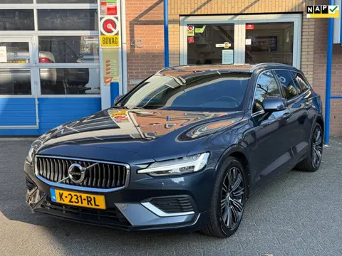 Volvo V60 2.0 T6 Recharge AWD Inscription | trekhaak | Org. NL + NAP | panoramadak | BTW-auto | Lede