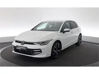 Volkswagen Golf 1.5 eHybrid Life Edition (bj 2025)
