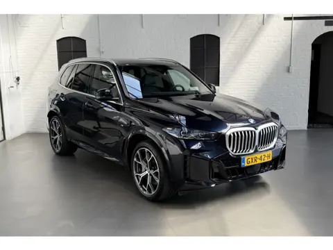 BMW X5 xDrive50e PANO / 360 CAMERA / TREKHAAK / M PAKKET
