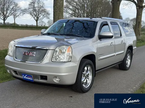 GMC Yukon Denali XL