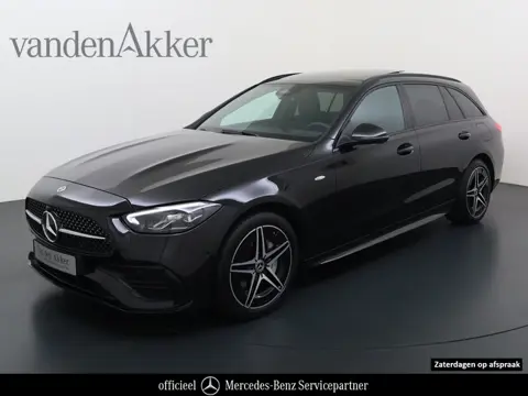 Mercedes-Benz C-Klasse 300e AMG Estate // Trekhaak // Panoramadak // Distronic // 360 Camera // Memo