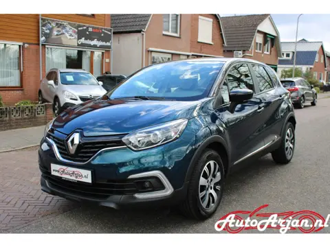 Renault Captur 0.9 TCe Limited Bluetooth, Trekhaak, Garantie!