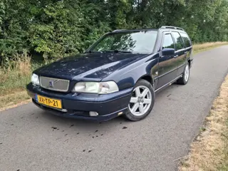 Volvo V70 2.5 Exclusive-Line Automaat Airco