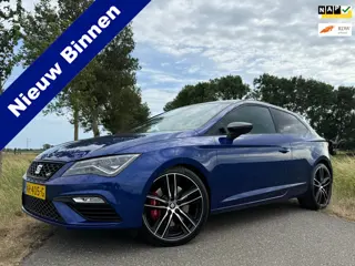 Seat Leon SC 2.0 TSI CUPRA 300 | Panoramadak | Apple CarPlay/Android Auto | Leder | 19" Velgen | Cli