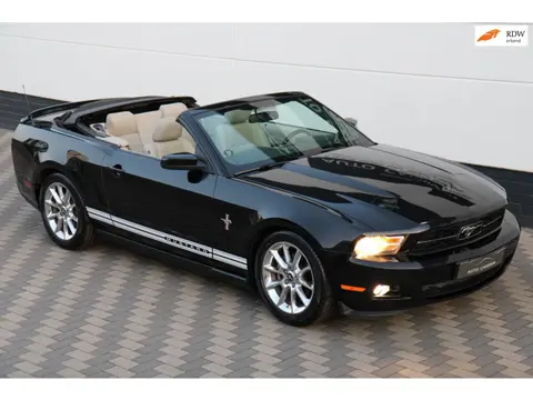 Ford USA Mustang Cabrio 4.0 V6 214PK Airco Leder Cruise !!