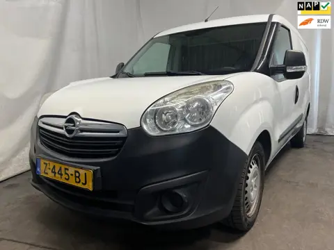 Opel COMBO VAN SCHADEAUTO!