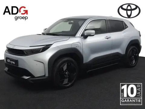 Toyota Urban Cruiser Dynamic 61 kWh | NIEUWE AUTO | €2500 KORTING |