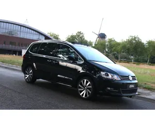 Volkswagen Sharan 1.4 TSI Highline 7-persoons Fully Loaded alle dankbare opties 1e eigenaar Full Opt