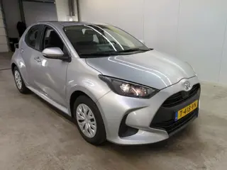 Toyota Yaris 1.5 VVT-i Active, Camera! Carplay! VERWACHT!!