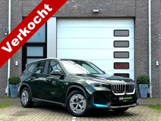BMW iX1 xDrive30 Launch Edition 67 kWh 313 PK / Automaat / Airco / Apple CarPlay / Navigatie / 360 C