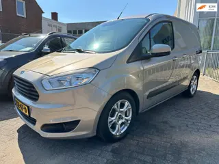 Ford Transit Courier * BENZINE * Marge * LMV * 2x Schuifdeur * PDC * Trekhaak *