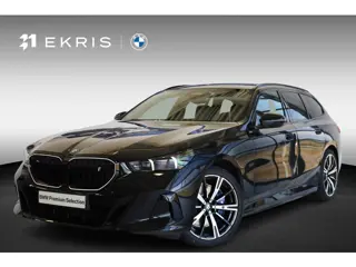 BMW i5 Touring eDrive40 | M Sport Pro | Panoramadak | Driving Assistant | Comfort Access | Trekhaak