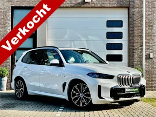 BMW X5 xDrive50e High Executive M Sport / Achteras besturing / Head-UP / Panodak / Luchtvering / Sof