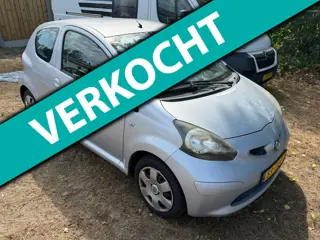 Toyota Aygo 1.0-12V Comfort NL AUTO NAP! 1e EIGENAAR! GEEN IMPORT! Elek pakket l Carplay l Navi l DE
