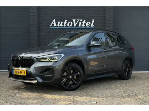 BMW X1 xDrive25e | Camera | Head-Up | Adaptive Cruise | Groot NAVI | Elektrische Klep | 35X op voorr