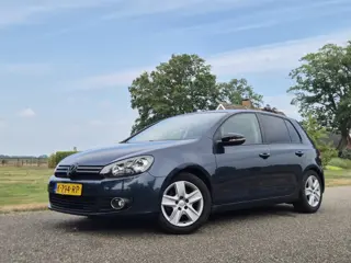 Volkswagen Golf 1.6 Comfortline, boekjes+APK (bj 2009)
