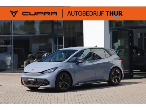 CUPRA Born Adrenaline 62 kWh 204PK / 150kW, Elektrisch verstelbare Ergo schaalstoelen, achteruitrijc