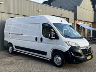 Opel Movano 2.2D 140 L3H2 Kastinrichting Airco Cruise controle Trekhaak 2500kg trekgewicht Apple car
