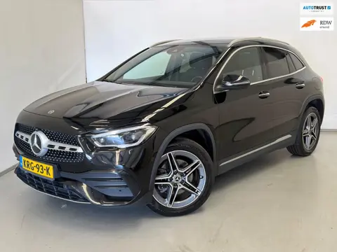 Mercedes-Benz GLA-klasse 250 e AMG / Pano / Memory / BTW