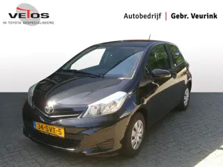 Toyota Yaris 1.0 VVT-i Aspiration Trekhaak Navi (bj 2012)