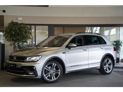 Volkswagen Tiguan 1.5 TSI 150pk DSG R-line Navi Leder PDC