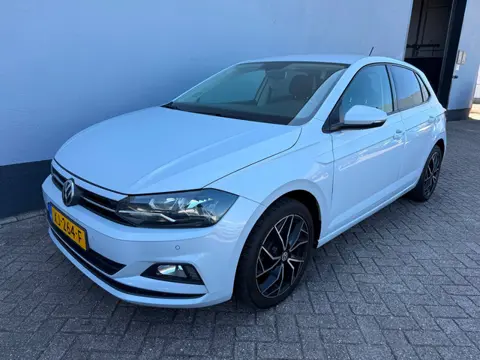 Volkswagen Polo Comfortline - Airco - Cruise - Carplay