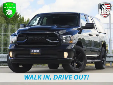RAM 1500 Classic | SLT | 5.7L HEMI | Container | Night Edition