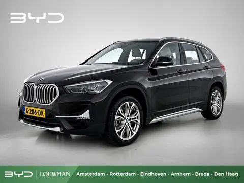 BMW X1 sDrive20i High Executive Edition | Harman Kardon Audio | Elektrische stoelen | Eerste eigenaa