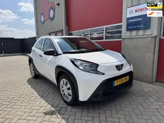 Toyota Aygo X 1.0 VVT-i MT, Carplay, Bluetooth, Navigatie, Cruise control, 1e eigenaar, Boekjes aanw