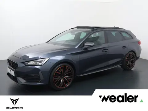 CUPRA Leon Sportstourer 1.4 e-Hybrid VZ Performance | 245 PK | SoH 97% | Panoramadak | Elek. achterk