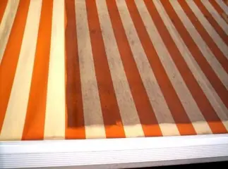 Reinigen makiezen Schoonmaken zonwering groene aanslag