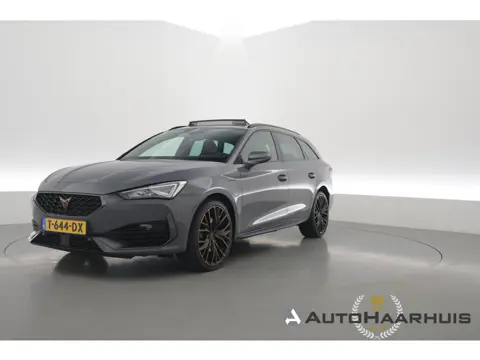 CUPRA Leon Sportstourer 1.4 e-Hybrid VZ Copper Edition | Rijklaar!! | Pano | Sportstuur | Adapt. Cru