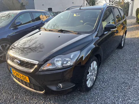 Ford Focus Wagon 1.6 Ghia STATION KM 154007 MET NAP