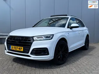 Audi Q5 50 TFSI-e Quattro S-edition | Panoramadak | Navigatie | Climate Control | Stoelverwarming | 