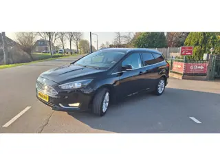 Ford Focus Wagon 1.0 Titanium
