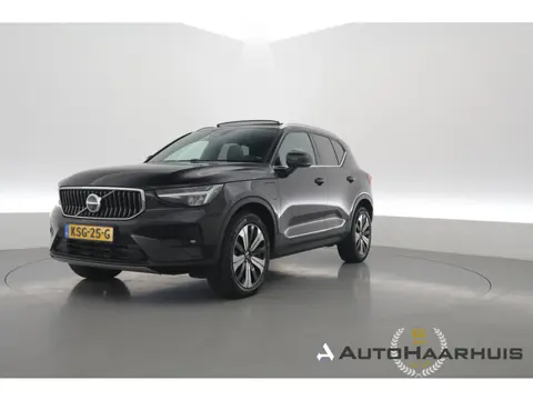 Volvo XC40 T5 Recharge Ultimate Bright | Pano | 360cam | H&K Audio | Elek. Stoelen | Stoel- Stuurver