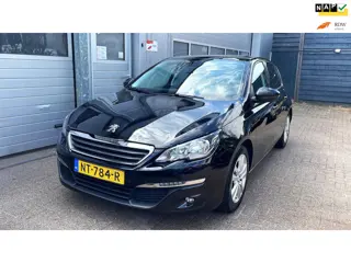 Peugeot 308 1.2 PureTech Blue Lease Executive-Navi-Panorama