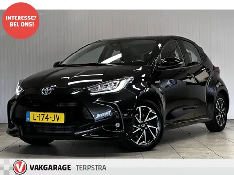 Toyota Yaris 1.5 Hybrid Dynamic/ Automaat!/ LED Koplampen/ 16''LMV/ Camera/ Keyless/ Clima/ NAvi/ Cr