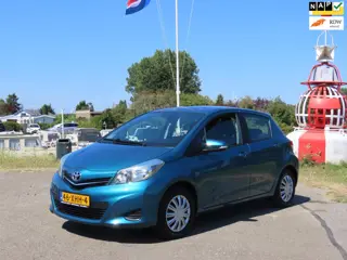 Toyota Yaris 1.0 VVT-i Aspiration *Camera *Airco *BT