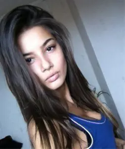 Spetter Ilze, is opzoek naar een echte man voor vanavond!