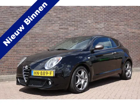 Alfa Romeo MiTo 0.9 TwinAir Racer, half leder, 17", navigatie, keurige auto