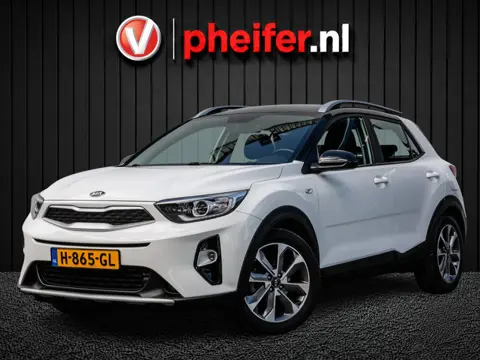 Kia Stonic 1.0 T-GDi DynamicLine Trekhaak/ Camera/ Navigatie/ Carplay/ 17" lmv/ Cruise control/ Airc