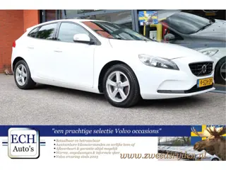 Volvo V40 T3 Kinetic, Navi, PDC (bj 2013)
