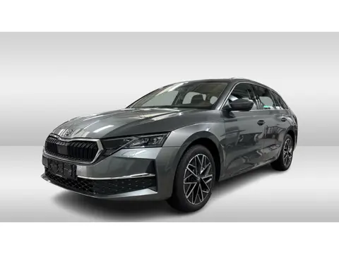 Škoda Octavia Combi 1.5 E-TSI MHEV SELECTION DSG (bj 2025)
