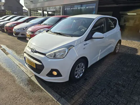 Hyundai I10 1.0i i-Motion Comfort | 2E EIGENAAR | 12MND GARANTIE | AIRCO | CRUISE | ELEC RAMEN |