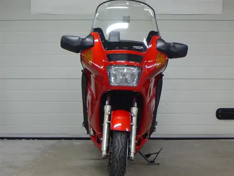 Kawasaki GTR 1000 (1991)